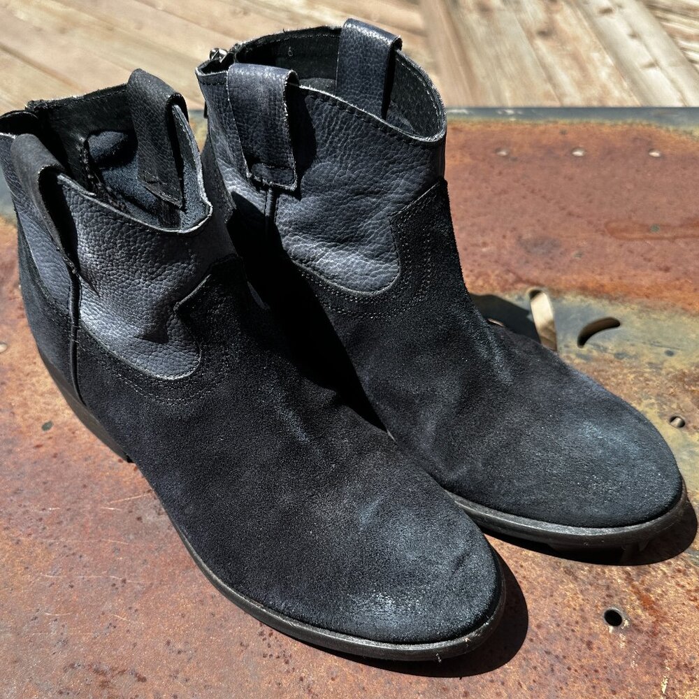 Steve Madden MidNite Two-Tone Western Ankle Boots